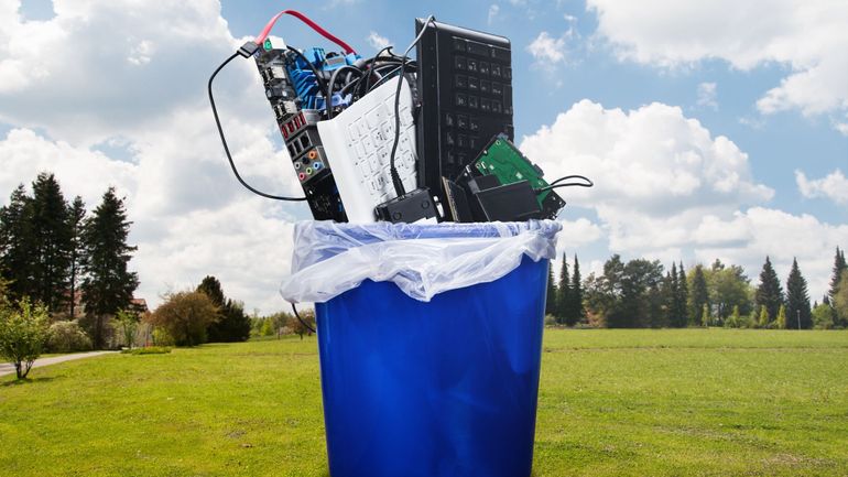 Les électros, le commerce du tout à la poubelle ?