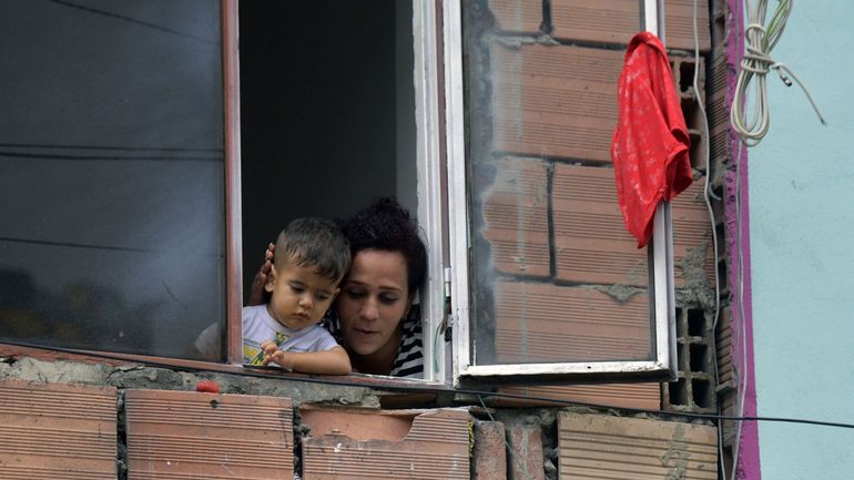 Chiffon rouge en Colombie: un appel à l'aide pour des milliers de familles pauvres