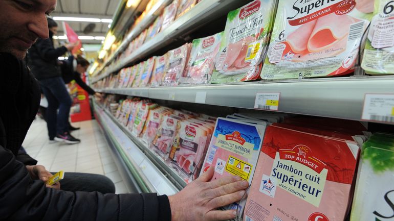 Un rapport parlementaire français déclare les nitrites indésirables dans le jambon