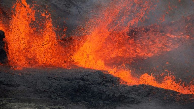La Réunion : le Piton de la Fournaise en éruption pour la troisième fois de l'année