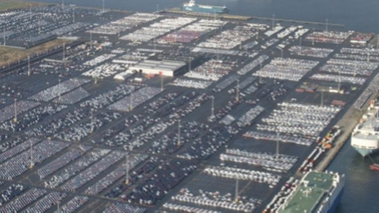 Coronavirus : 100.000 voitures neuves bloquées dans le port de Zeebrugge