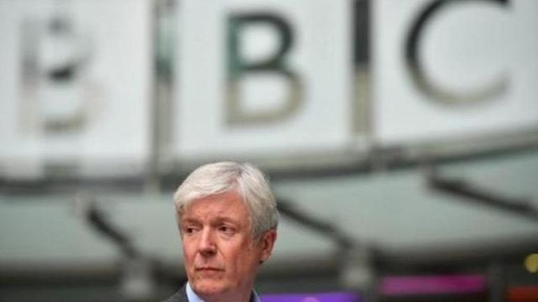 Le directeur général de la BBC, en froid avec le pouvoir, annonce sa démission l'été prochain