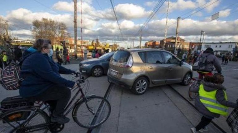 Traverser un passage à niveau coûtera désormais jusqu'à 4000 euros