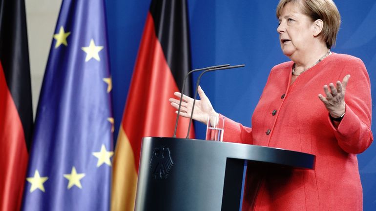 Brexit : pour Angela Merkel, l'Union Européenne doit se préparer à un éventuel 