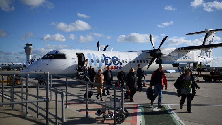 La compagnie aérienne britannique Flybe annonce cesser ses activités
