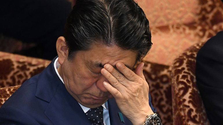 Le Premier ministre japonais se défend dans un scandale de favoritisme