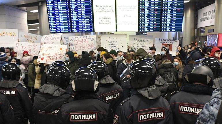Plusieurs alliés de l'opposant Navalny arrêtés à l'aéroport de Moscou