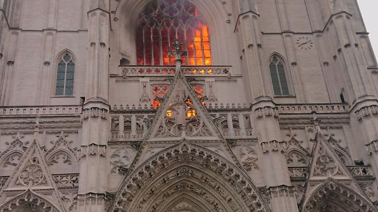 France : un incendie s'est déclaré dans la cathédrale de Nantes ce samedi matin