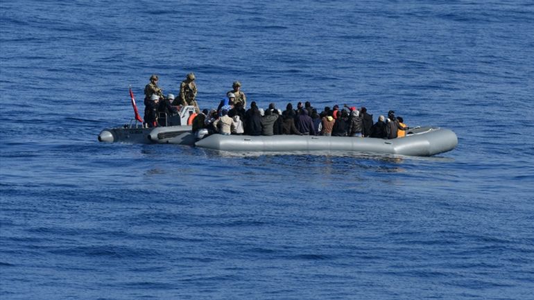 Nonante migrants interceptés au large des côtes anglaises