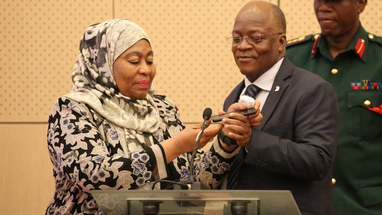 Tanzanie: Samia Suluhu Hassan succède à John Magufuli, première femme présidente du pays