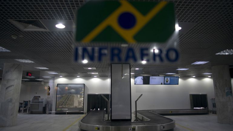 Nouvelle souche du coronavirus : le Brésil suspend à son tour les vols d'origine britannique