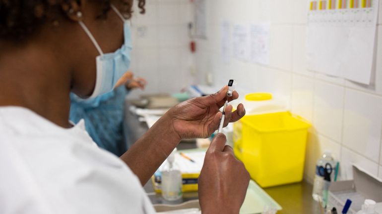 Coronavirus en France : tous les majeurs avec facteur de fragilité pourront se faire vacciner à partir de samedi