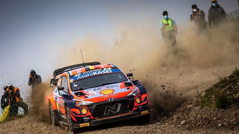 WRC Portugal : Scratch pour Neuville, Evans leader tranquille (LIVE commenté)