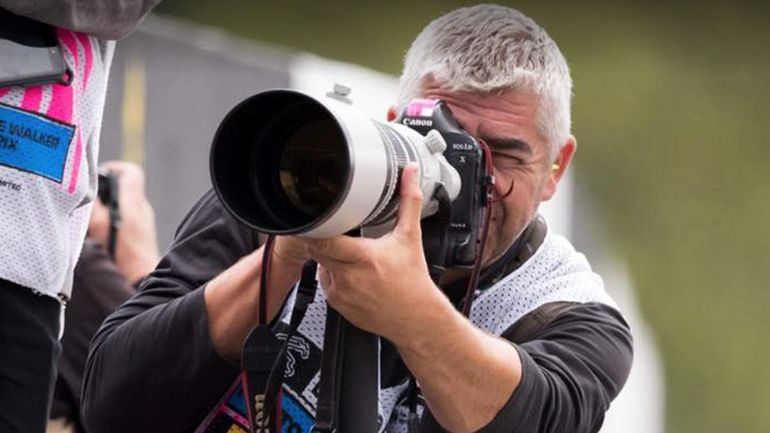 Benoît Bouchez, photoreporter depuis 30 ans : les photographes font partie des oubliés de la crise
