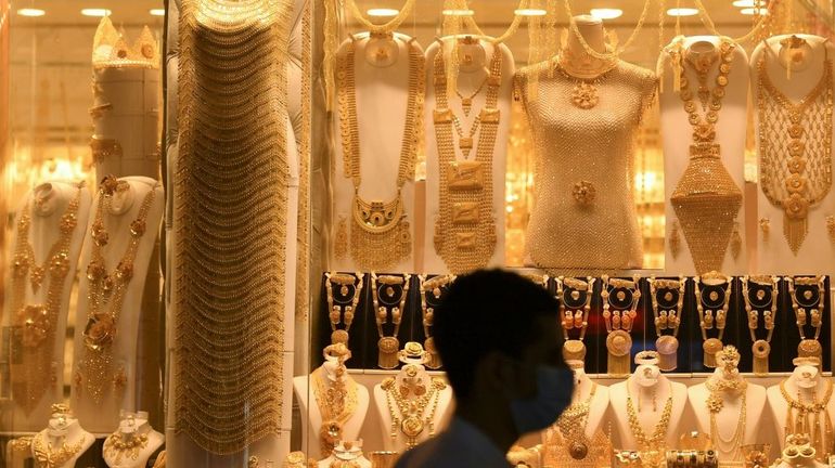 Déconfinement : le souk de l'or de Dubaï brille à nouveau