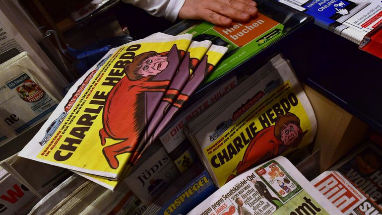 Cinq ans après la tuerie à Charlie Hebdo, le journal s'en prend aux 