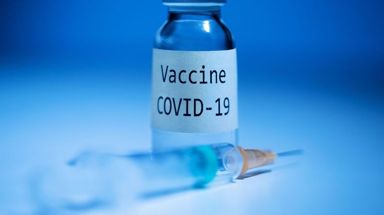 Coronavirus : l'OMS veut que des pays partagent leurs doses de vaccin