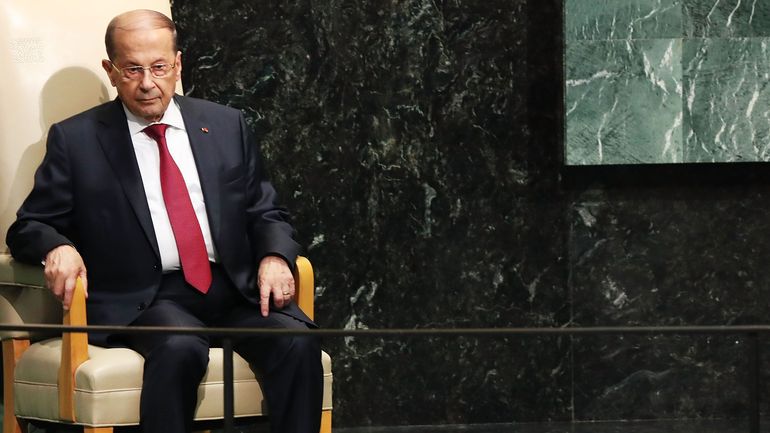 Liban : le président Aoun doit annoncer un nouveau Premier ministre avant l'arrivée de Macron