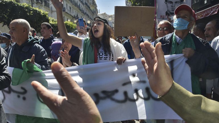 Algérie : la marche des pro-démocratie (