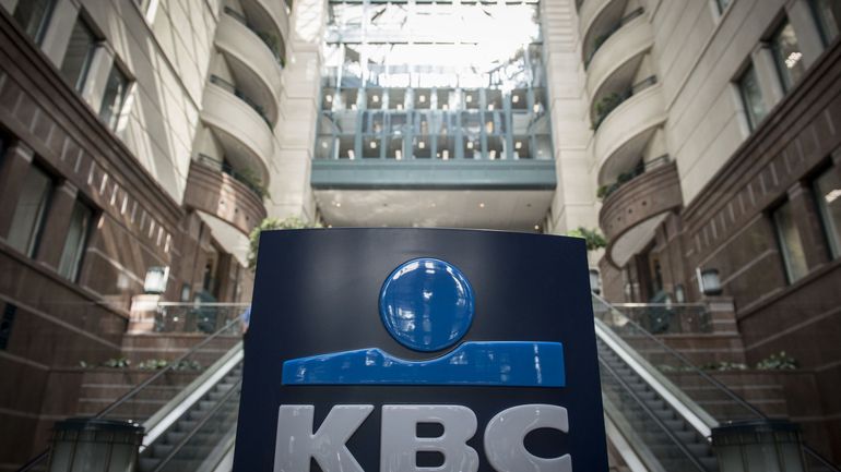 Restructuration chez KBC: 1400 emplois en péril