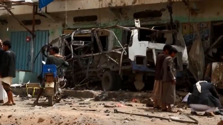 Yémen: selon CNN, la bombe qui a tué 51 personnes dans un bus a été vendue par les USA