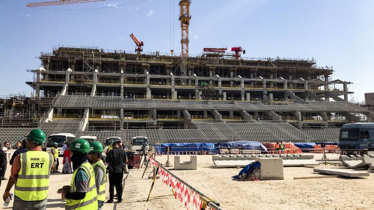 Coupe du Monde 2022 : les travailleurs immigrés au Qatar toujours victimes d'abus, selon Human Rights Watch