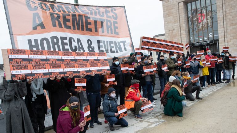 L'horeca bruxellois se mobilise au Mont des Arts pour réclamer plus d'aides de la Région