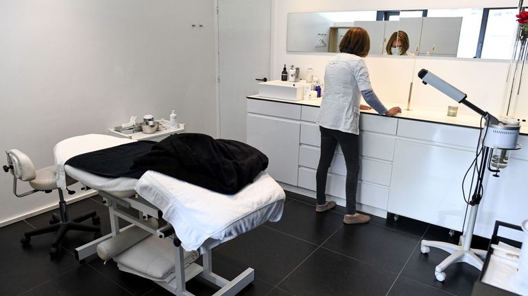 Coronavirus en Belgique: les salons de beauté, tatoueurs... rouvrent ce lundi et le couvre-feu est assoupli en Wallonie