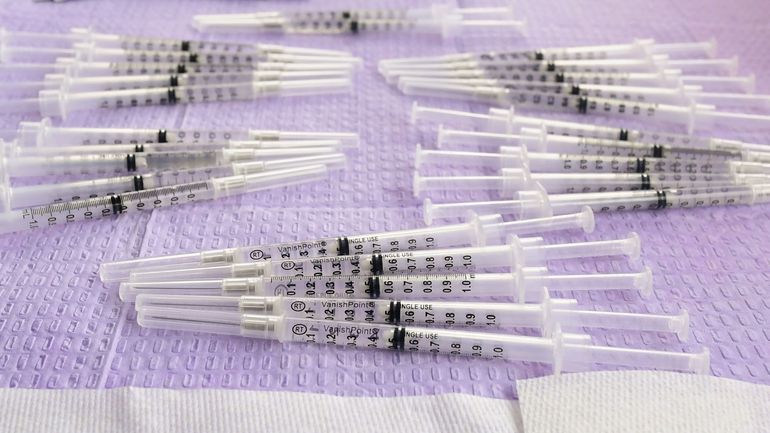 Coronavirus : Johnson & Johnson démarrera les livraisons de son vaccin en Europe le 19 avril