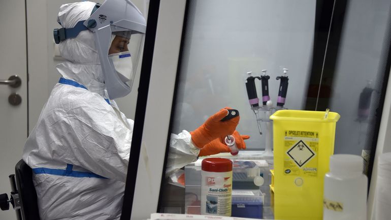 Coronavirus en Belgique : 90 infections par jour, un nombre qui augmente à nouveau légèrement