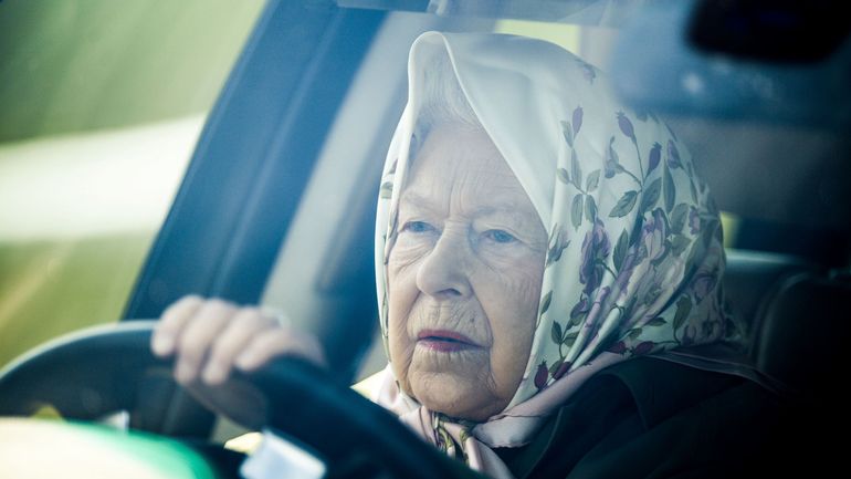 Brexit: la reine Elizabeth II donne son accord à huit jours du grand départ