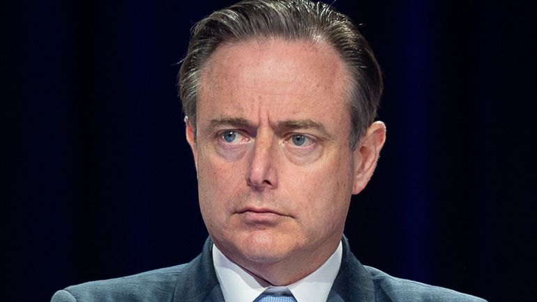 Bart De Wever réélu à la présidence de la N-VA avec 96,8% des suffrages