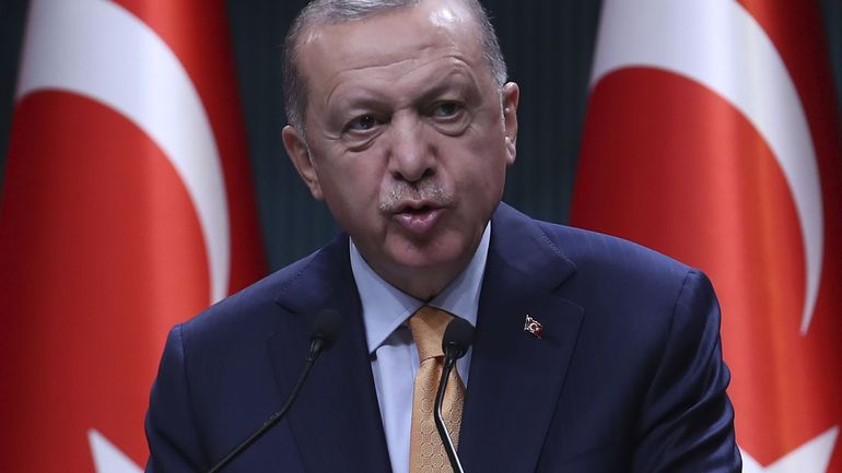 L'Europe hausse le ton face à la Turquie après la prise de bec entre Macron et Erdogan