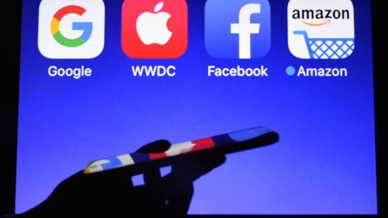Australie: un projet de loi pourrait obliger Facebook et Google à rémunérer les médias
