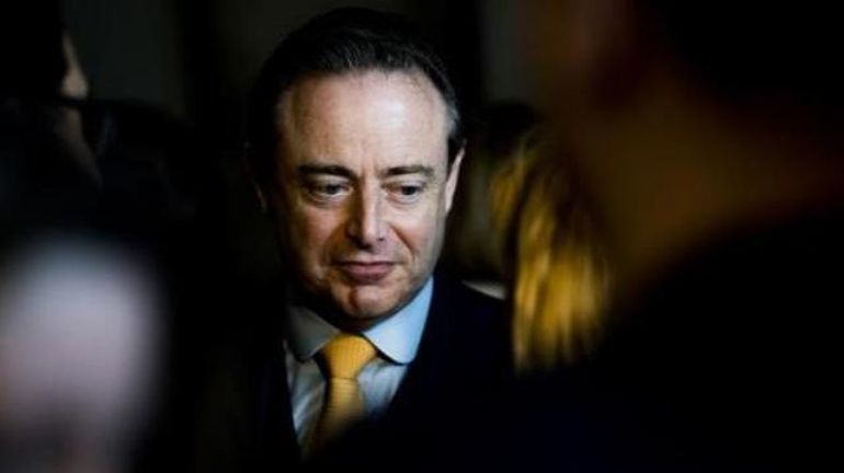 Pour faire face à la crise coronavirus, Bart De Wever plaide pour un gouvernement d'urgence d'un an