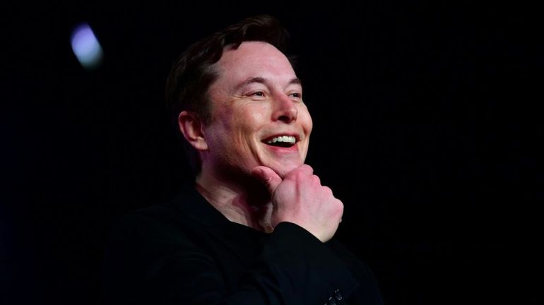 Le cerveau connecté de Neuralink sera testé dès l'an prochain, selon Elon Musk