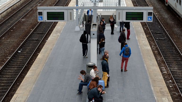 L'accès au Railpass Hello Belgium devrait être facilité pour les personnes en situation de précarité