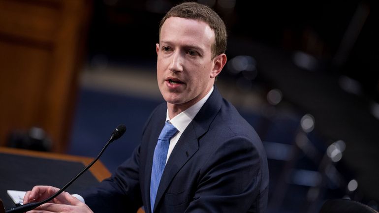 Désinformation : les patrons de Facebook, Google et Twitter convoqués par le Sénat américain