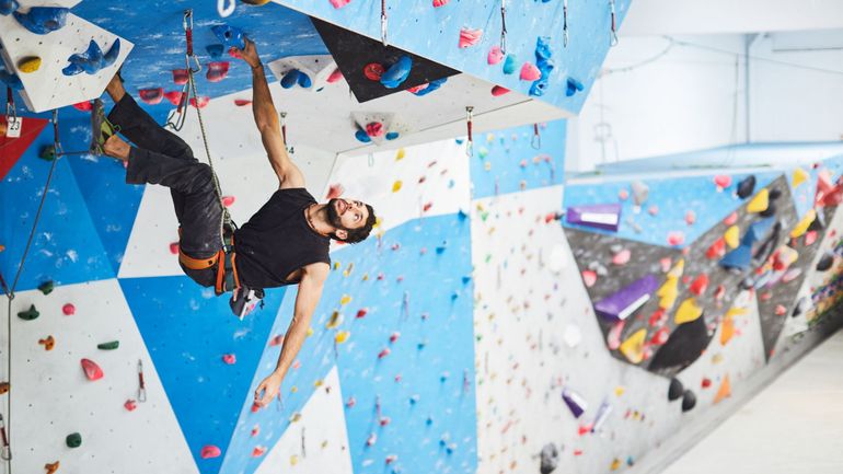 Les Salles d&#39;escalade au bord de la chute