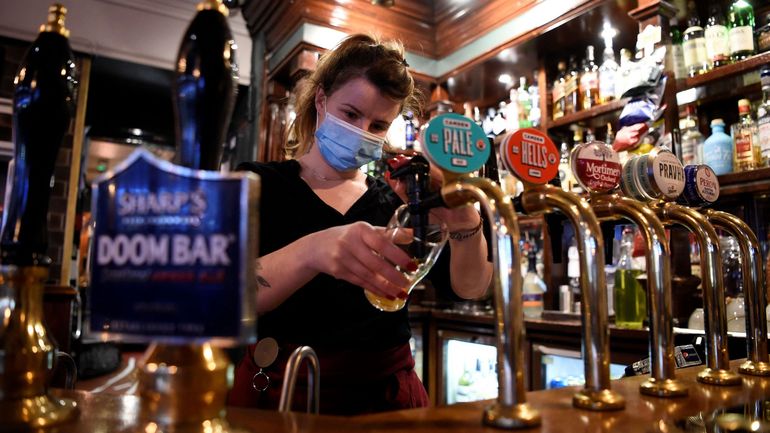 Déconfinement au Royaume-Uni : les pubs britanniques frisent la pénurie de bière en raison d'une explosion de la demande