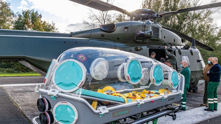 Transferts de patients: un hélicoptère militaire de la base de Beauvechain est prêt à décoller pour soulager les hôpitaux saturés