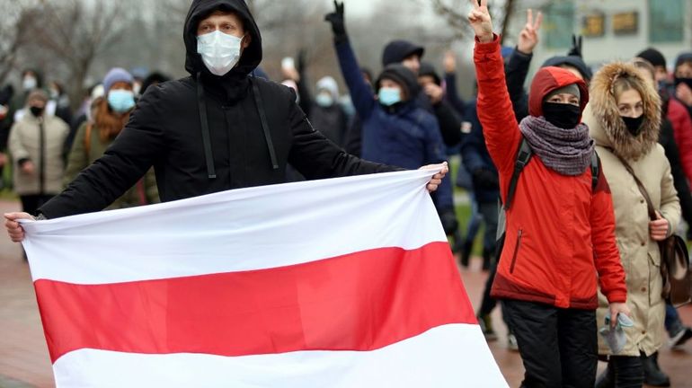 Bélarus: nouvelle manifestation de l&#39;opposition, des arrestations