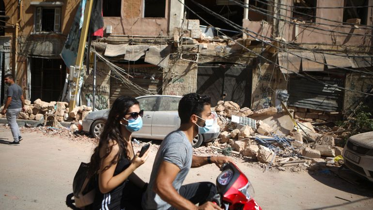 Double explosion à Beyrouth : le Liban meurtri compte ses morts et se prépare à accueillir le président Macron