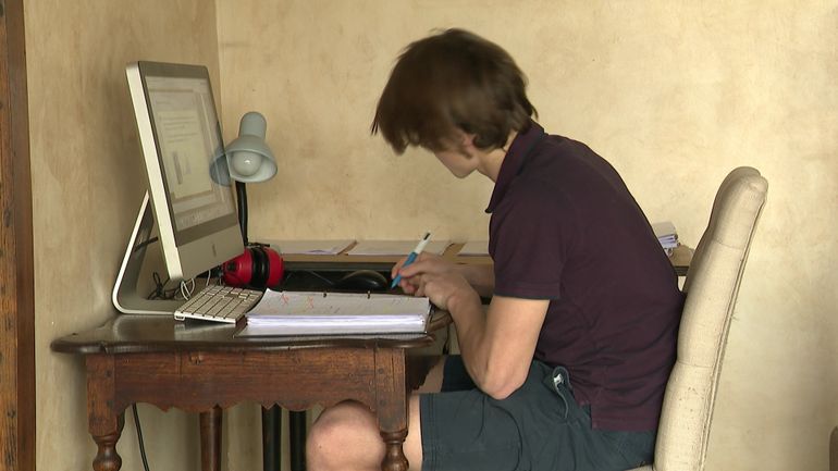 Cours à distance: tous les élèves ne sont pas logés à la même enseigne