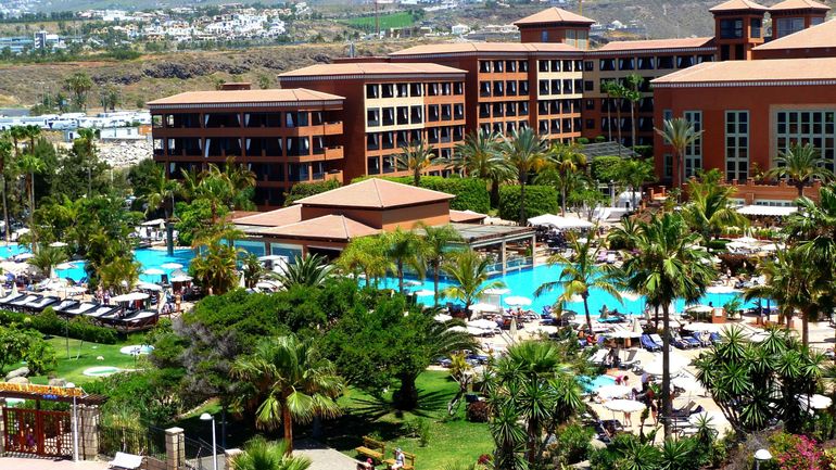 Coronavirus: 110 touristes belges confinés dans leurs chambres dans un hôtel de Tenerife