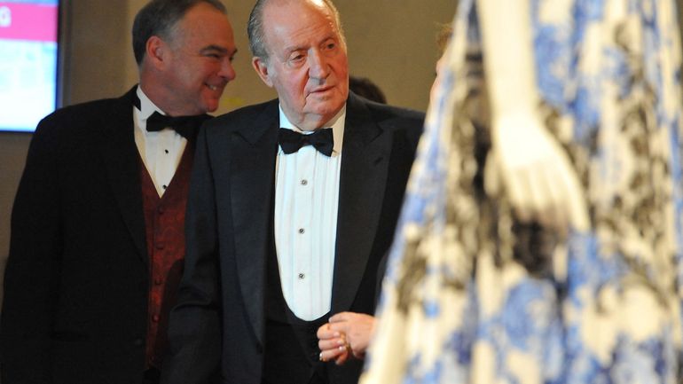 L'ex-roi d'Espagne Juan Carlos a payé sa dette au fisc grâce à des prêts d'amis