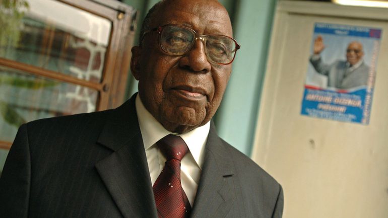L'ex-Premier ministre congolais Antoine Gizenga n'est pas dans un état comateux