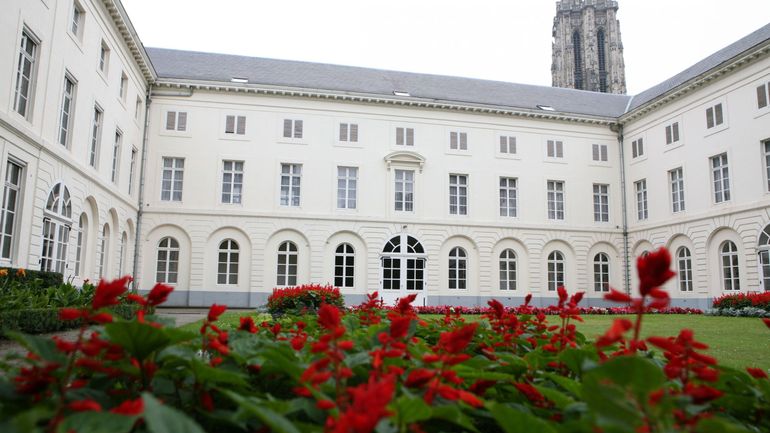 Malines : ravalement de façade en vue pour le palais archiépiscopal