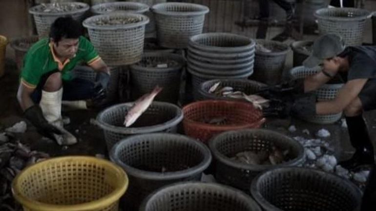 Coronavirus en Thaïlande : confinement local autour du plus grand marché de produits de la mer