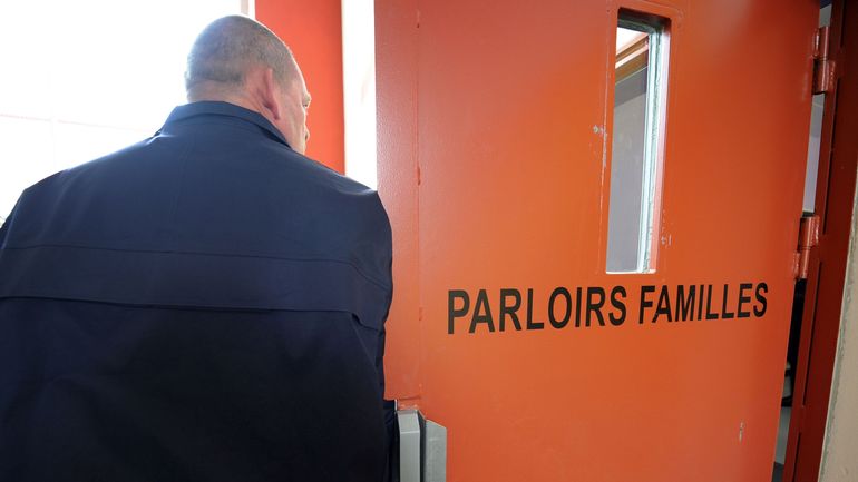 Prisons: vers une grève mardi, le personnel ne veut plus de visites hors surveillance en période Covid